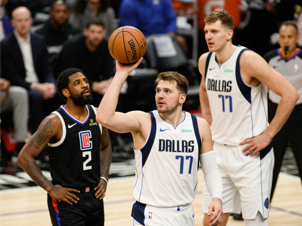 中超联赛的 中超联赛的